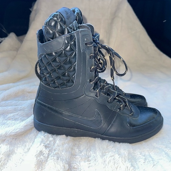 Nike Legend SS High Quilted Blackout Black Boots Size 9 - Picture 1 of 8